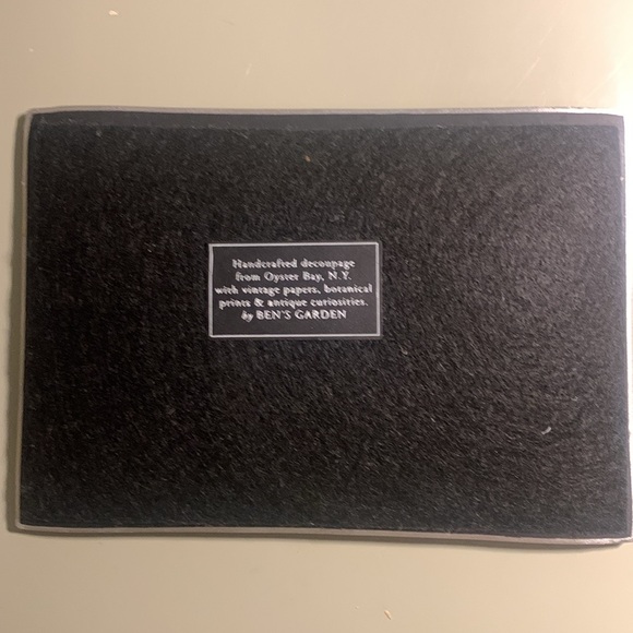 White Rectangular Tray with Black Text - Picture 2 of 4